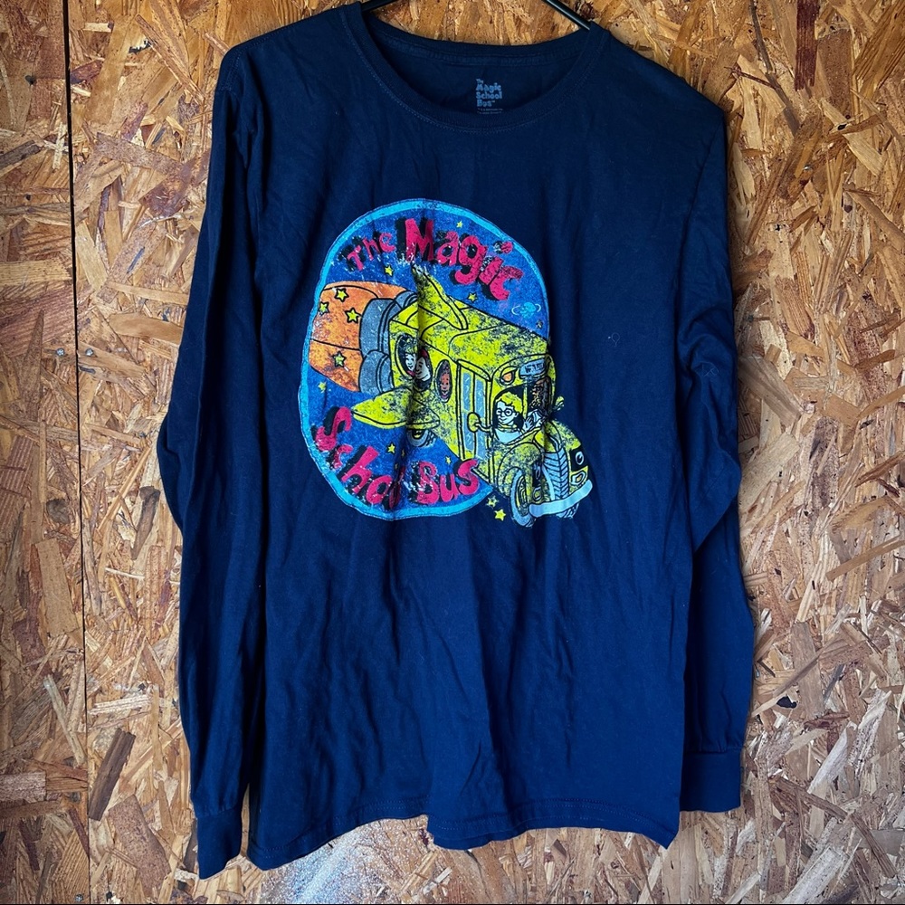 The Magic School Bus navy long sleeve tee M